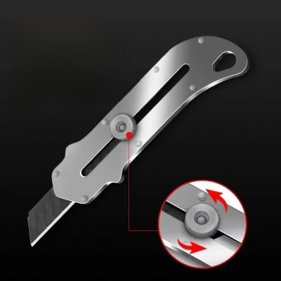 Универсальный монтажный (строительный) нож металлический